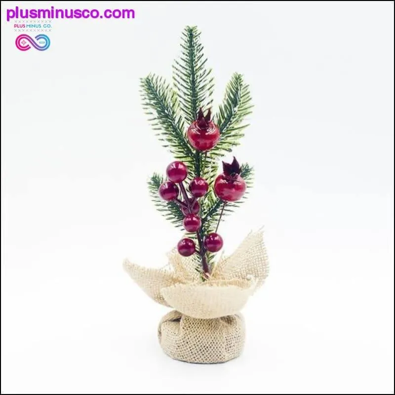 Gorgeous Christmas Home Decorations || PlusMinusco.com