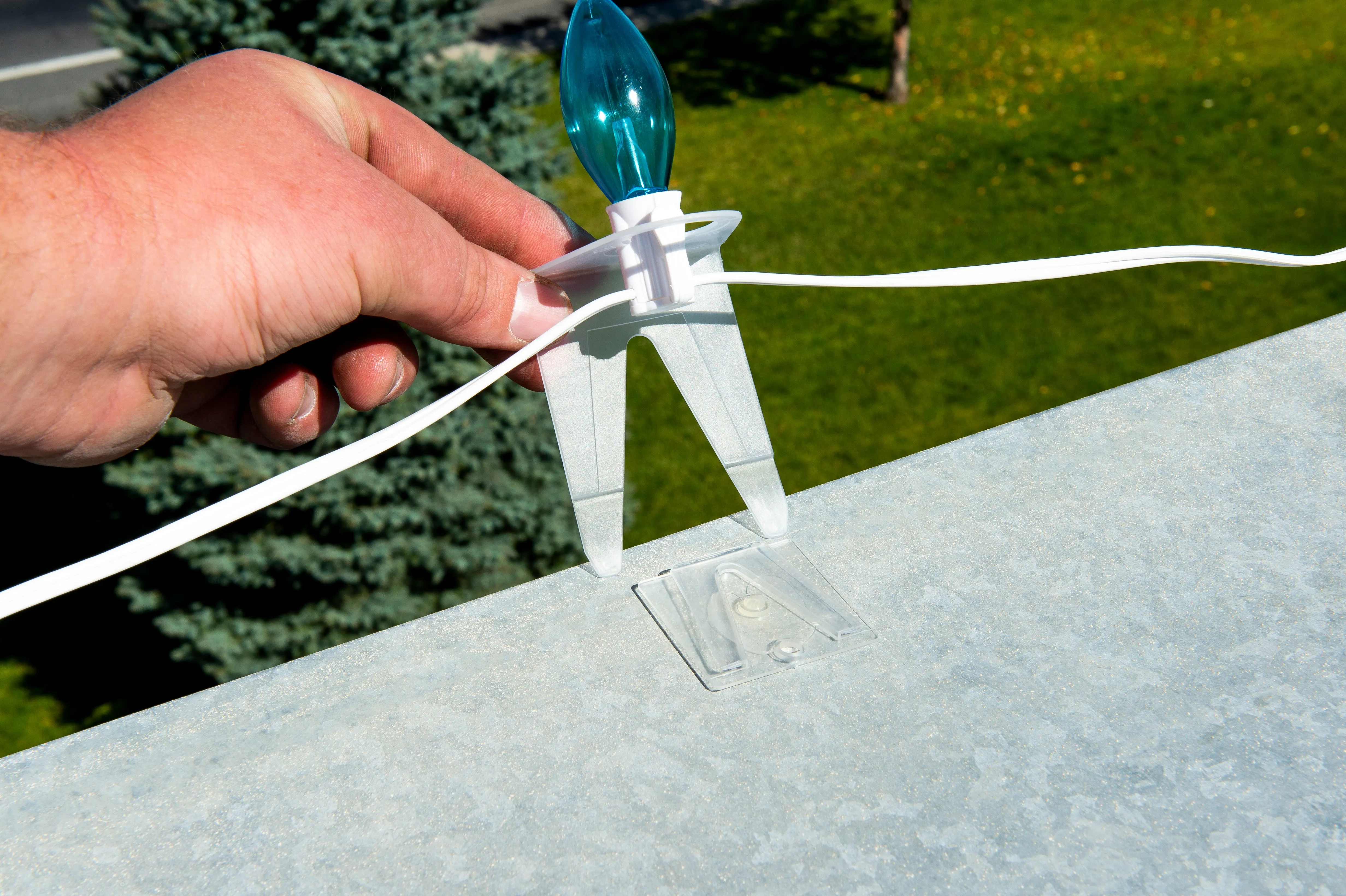 Shingle Tab Light Clips (Bag of 100)